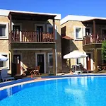Aktur Apart 3* Bitez