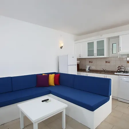 Aktur Apart 3* Bitez