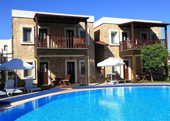 Aktur Apart 3* Bitez