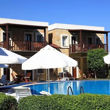 Aktur Cove Apart Otel Апарт-отель Битез